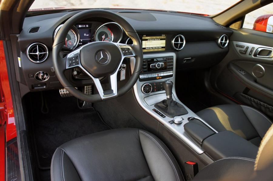 Mercedes-Benz SLK350 2012 года  (фото 28 из 44)